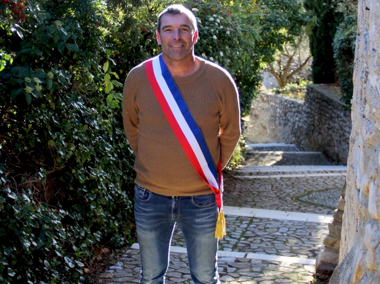 Le défi d’être maire et vigneron à la fois